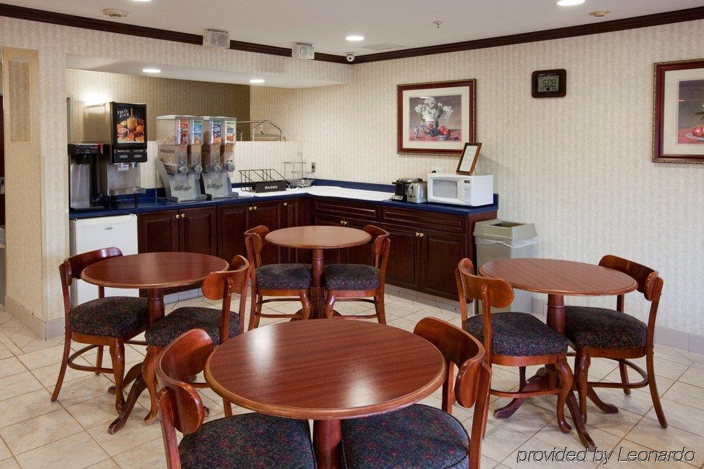 Country Hearth Inn Of Knightdale Restaurace fotografie