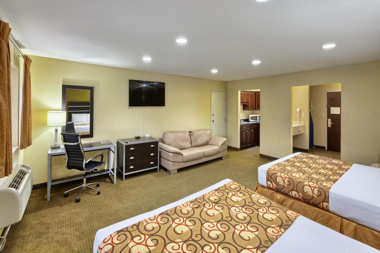 Country Hearth Inn Of Knightdale Exteriér fotografie